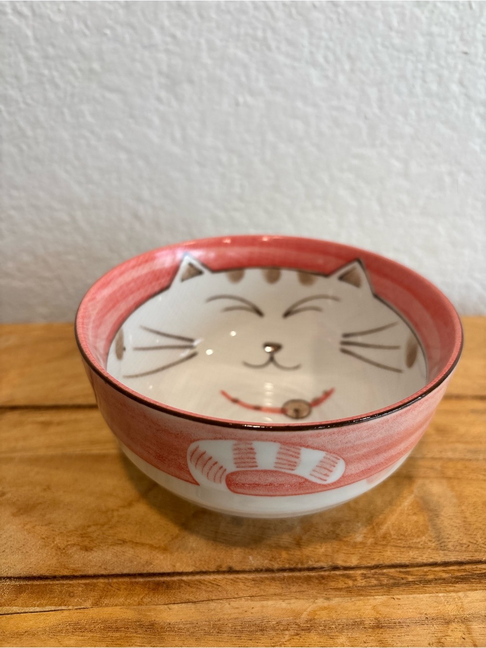 Kafun Japanese Pink Porcelain Cat Bowl Maneki Neko Lucky Smiling Kitty Mino-Yaki